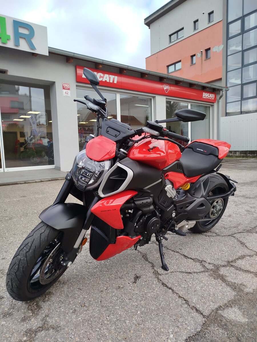 Ducati Diavel V4, ČR, TOVÁRNÍ ZÁRUKA, AKRAPOVIČ - 11
