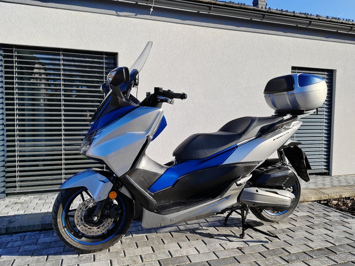 Honda Forza 125 - 11