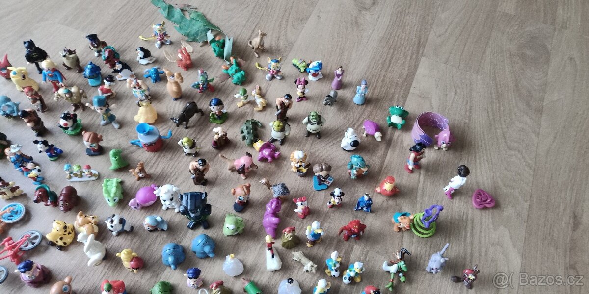 Kinder vajíčka hračky - 11