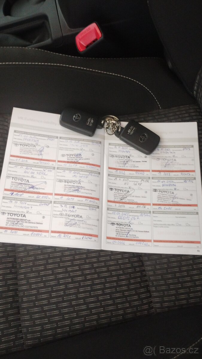 Auris 1.6 - 11