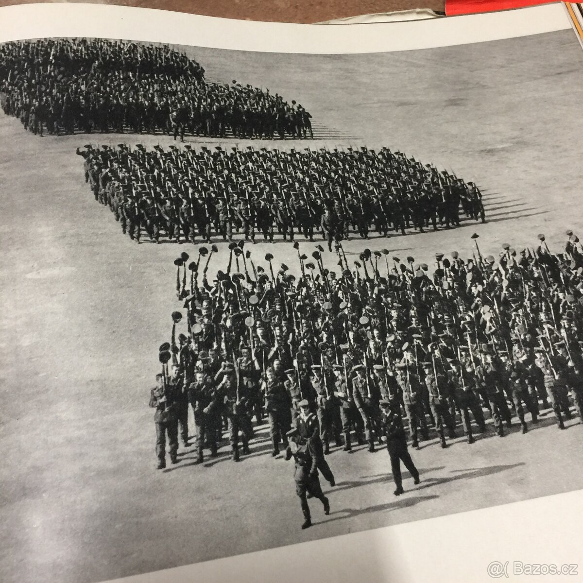 Spartakiáda... fotky strahov Svazarm 1961 Jawa vojáci - 11
