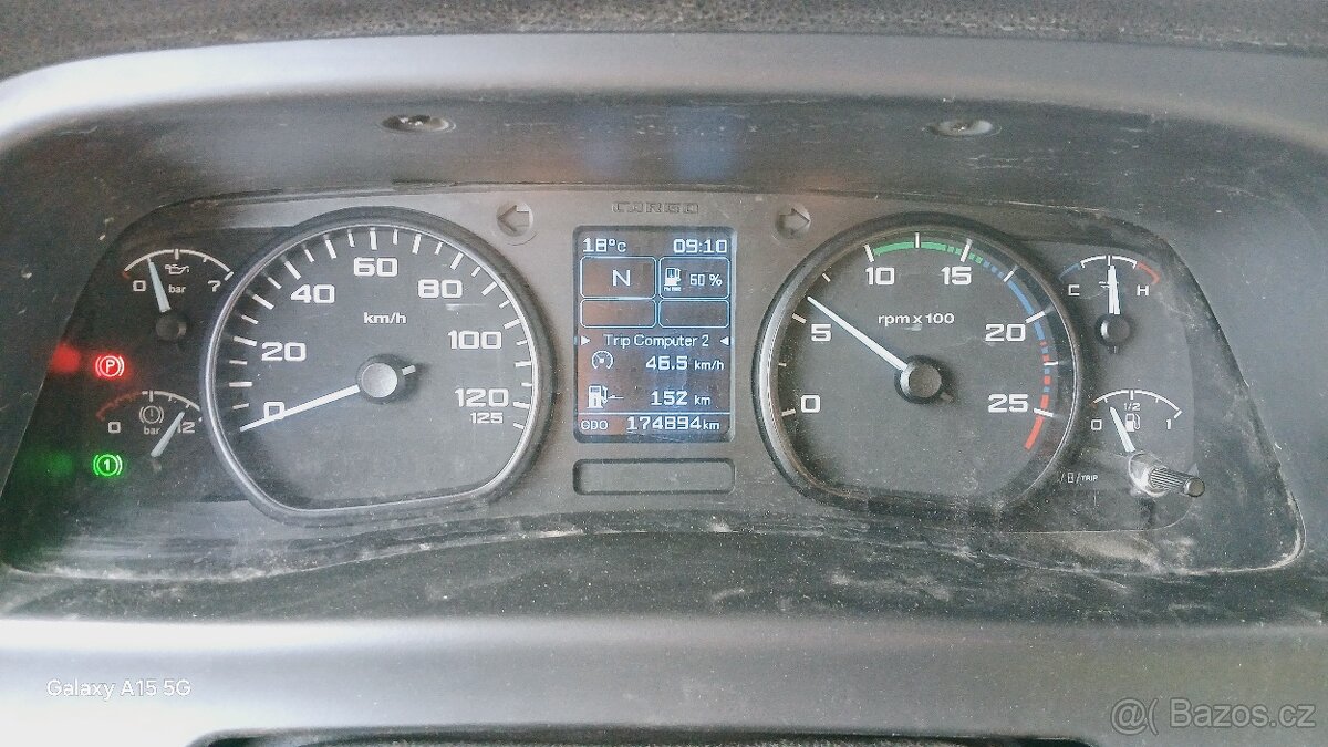 Ford Cargo8x4 4142DM stříbrný - 11