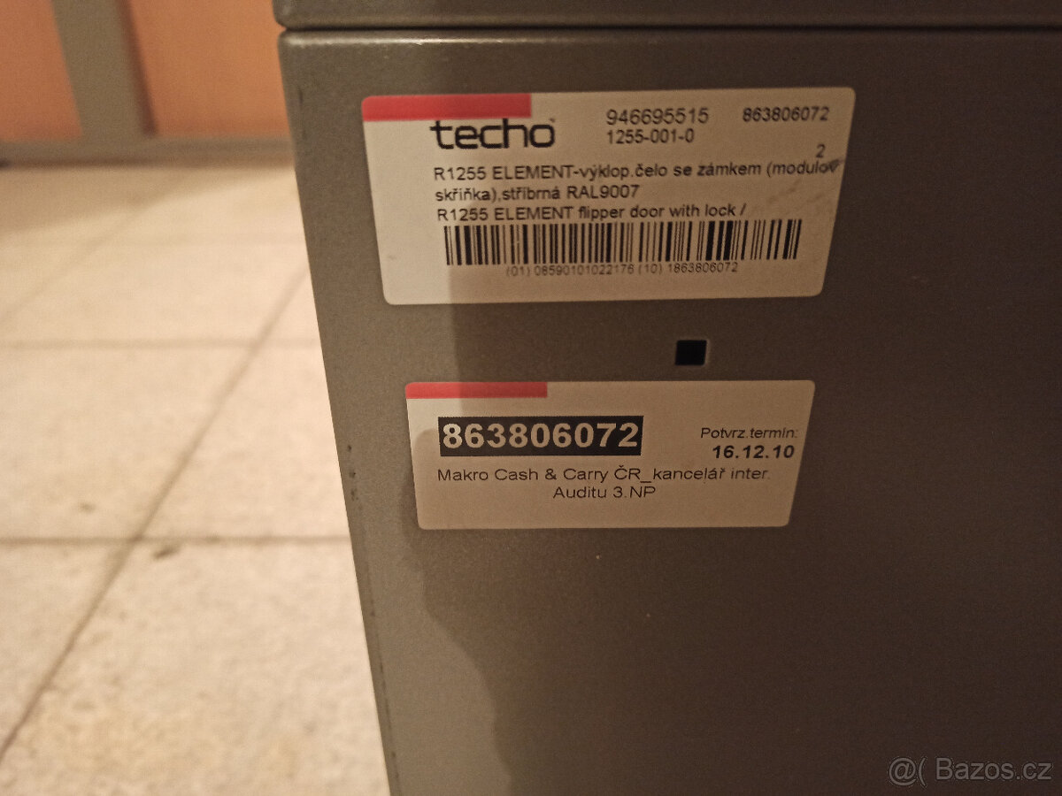 Kancelářské stoly Techo - 11