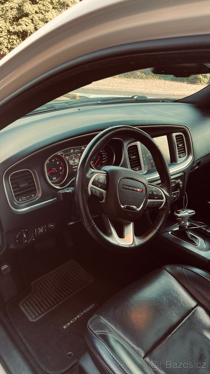 Dodge Charger 3.6 AWD 2016 / 240kW + pedal commander - 11