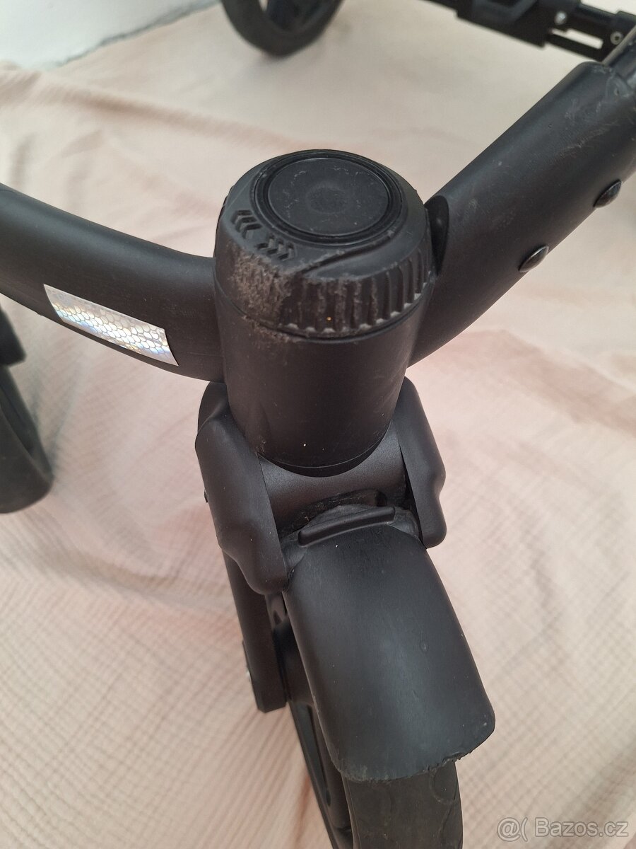 Kombinovaný kočárek Tudore Ranger šedý - 11