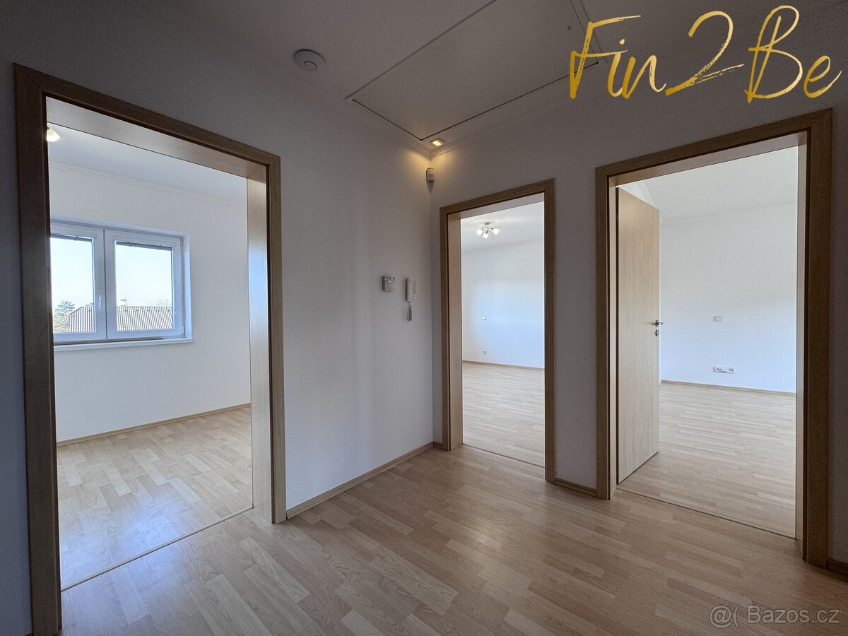 Pronajmu krásný mezonet 4kk v RD s garáží a zahradou - Běcho - 11