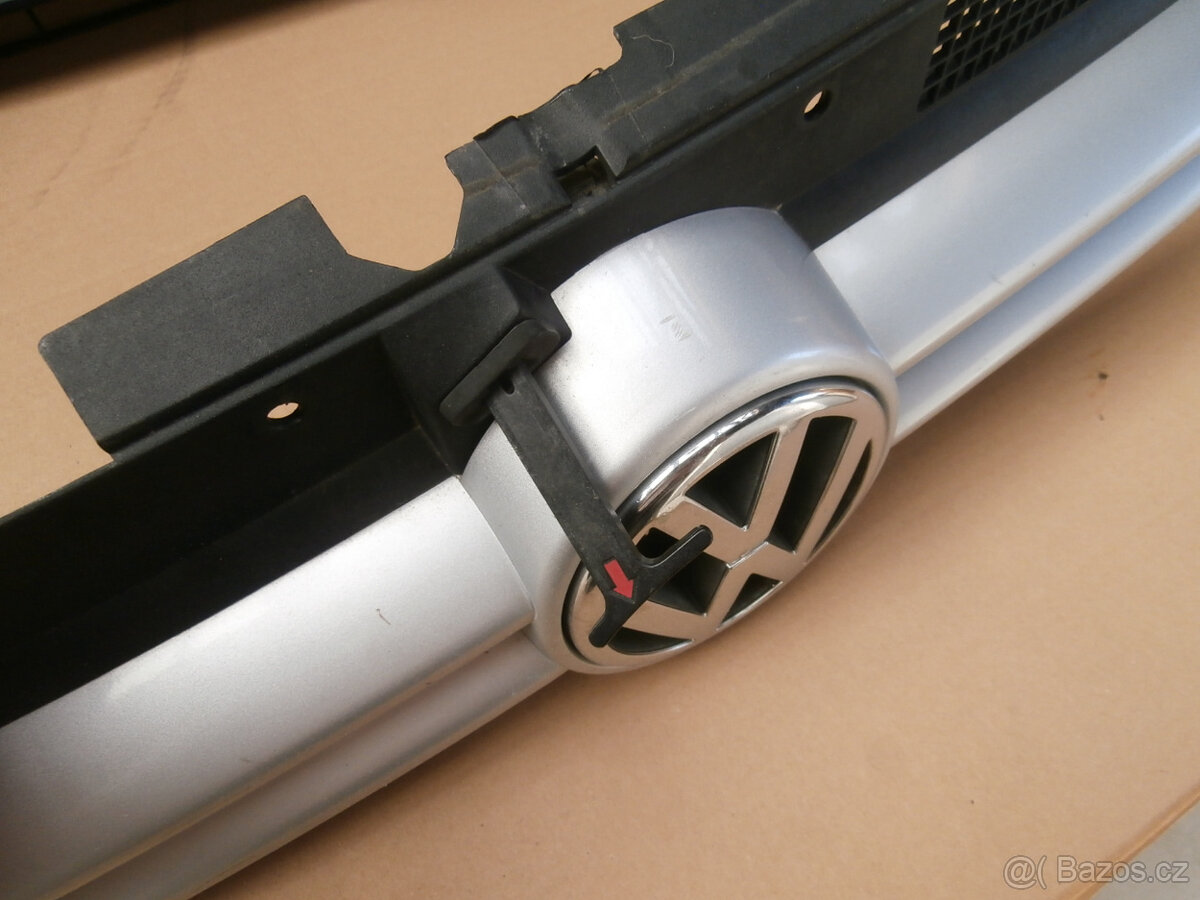 Přední maska na Volkswagen kus za 400 kč včetně pošty - 11