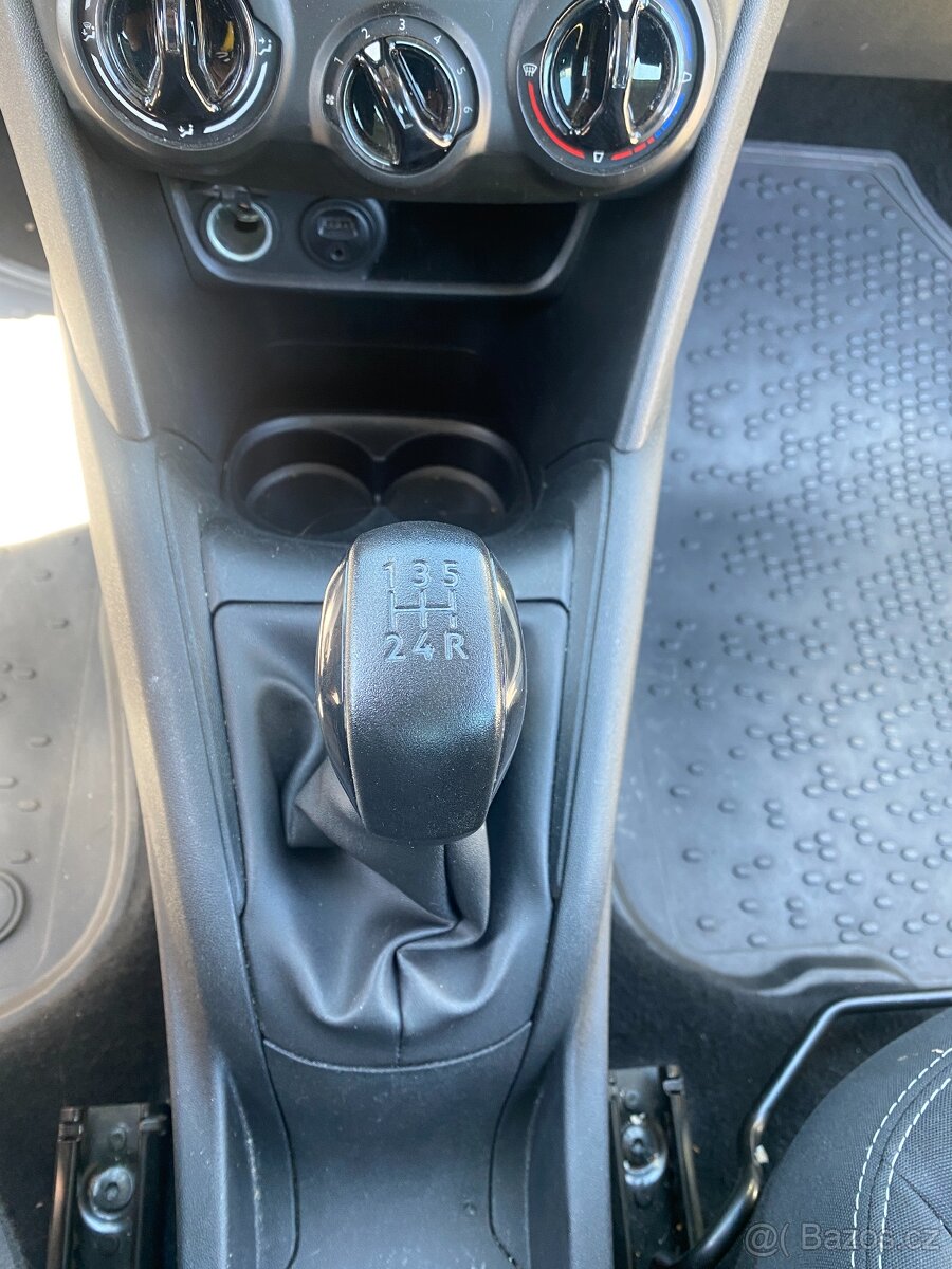 Peugeot ACTIVE 1.6 BlueHDI 75k MAN6 - 11