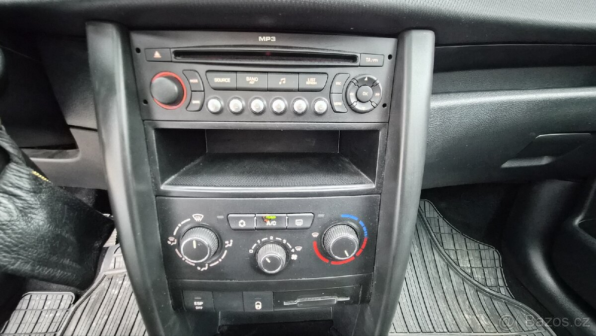 207, 1.4i, 111tis.km - 11