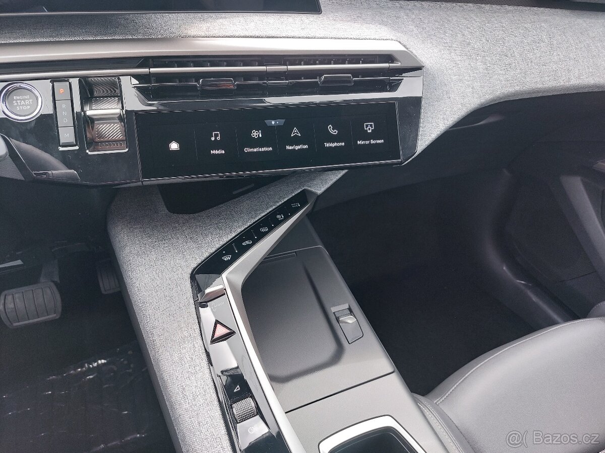 Peugeot 3008 Hybrid e-DCS 145 ALLURE - 11