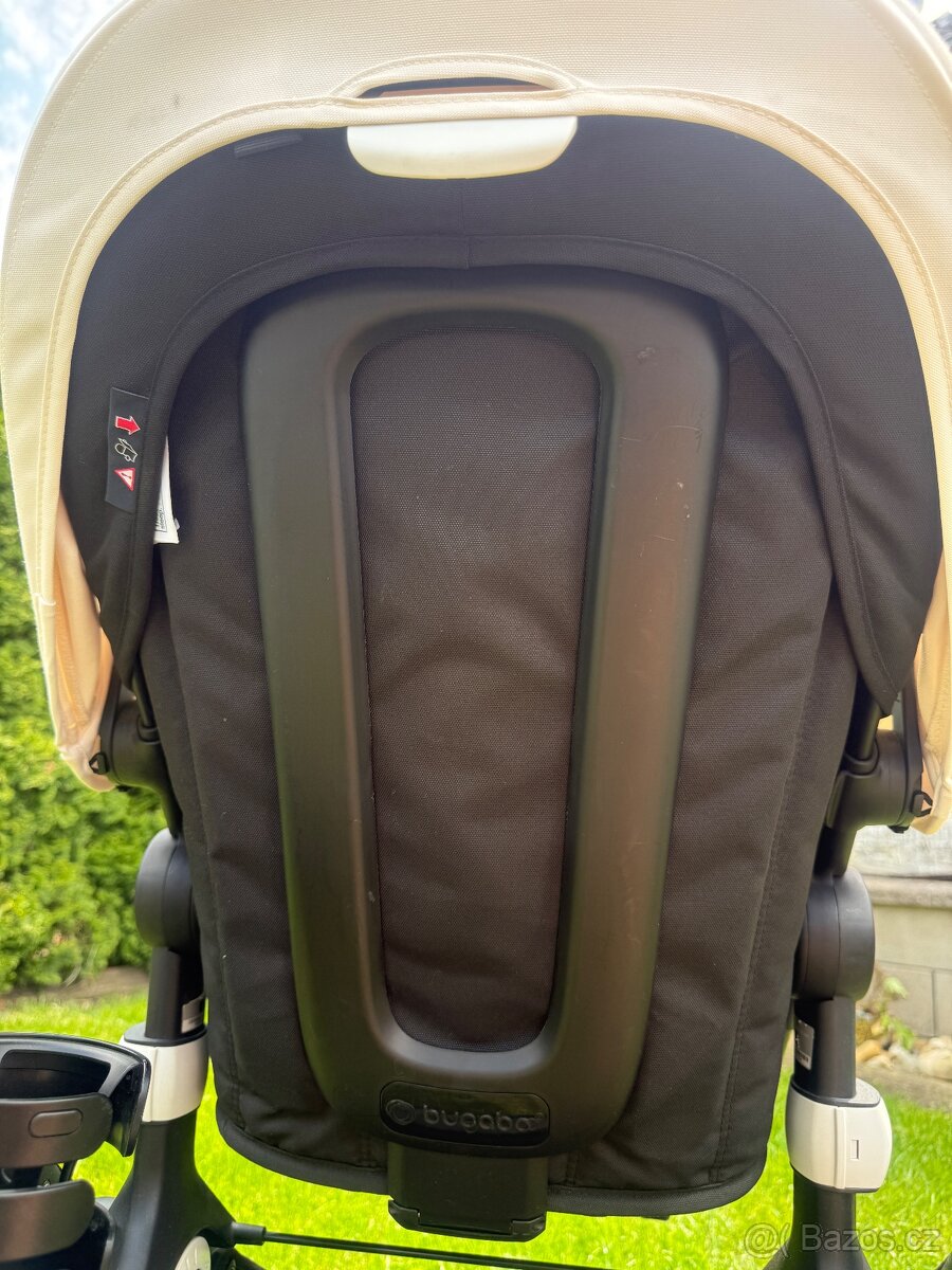 Bugaboo Fox 3 s autosedačkou - 11