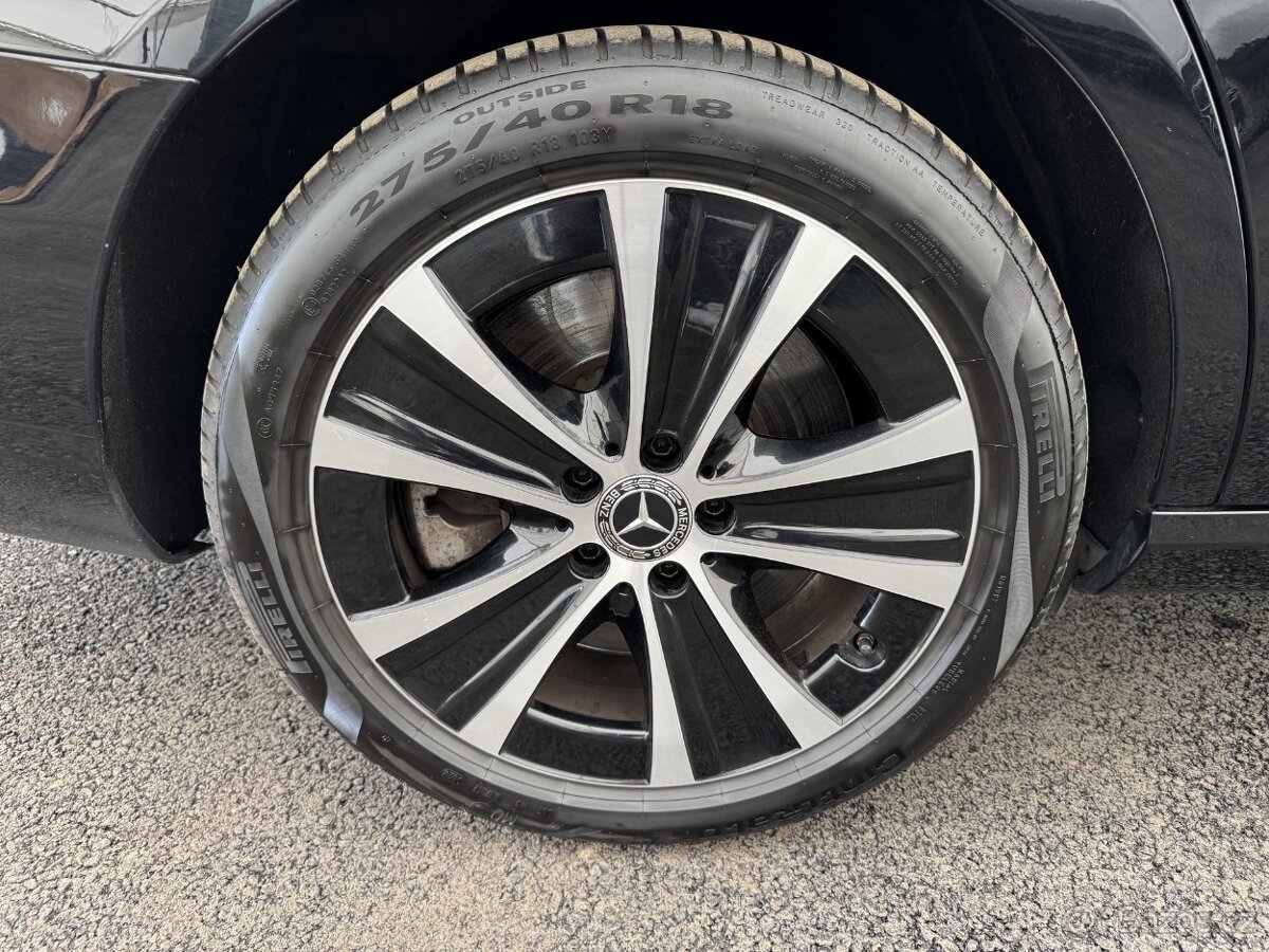 Mercedes-Benz Třídy E, 300de 9-G DPH PLUG-IN 4X4 - 11