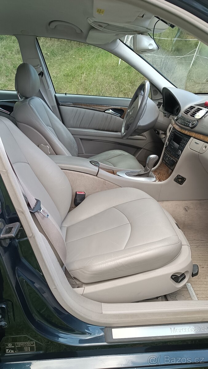 Mercedes-Benz E 270 CDI - 11