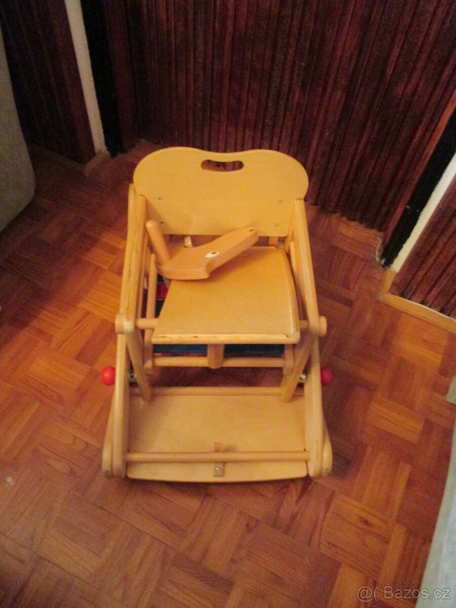 Víceúčelová dětská židlička - 11