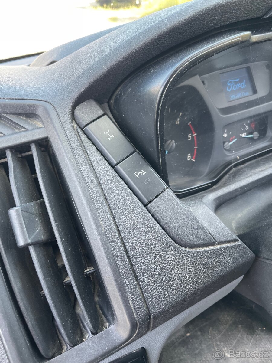 FORD TRANSIT 2.2 TdCi 4X4 1/2016 - 11