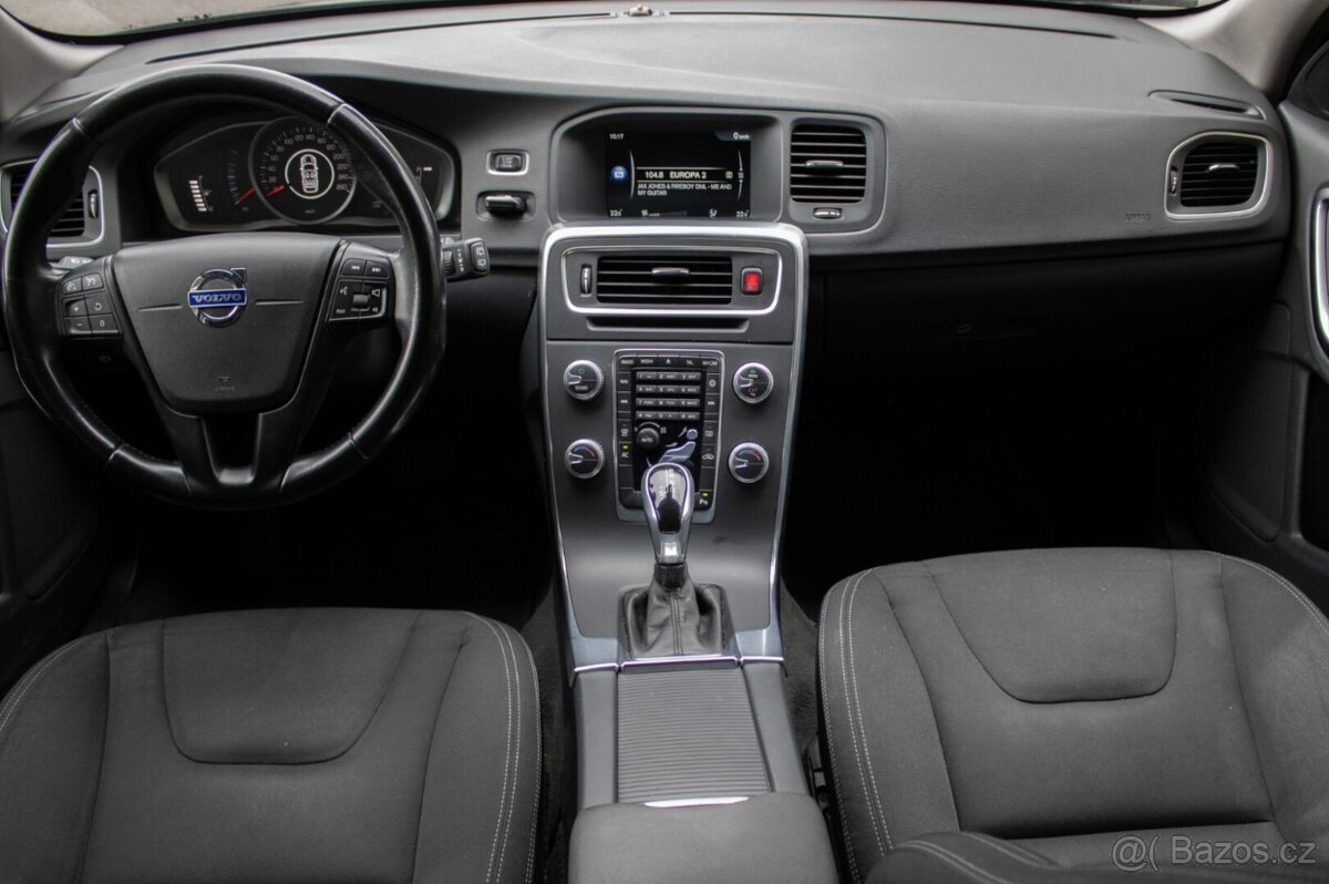 Volvo V60 A/T 84kW - 11