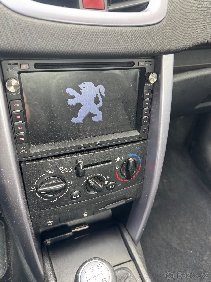 Peugeot 207 cc 1.6 vti na díly - 11