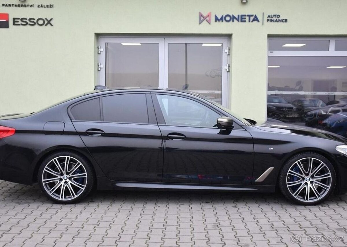 BMW Řada 5 M550d xDrive H/K 1M ČR - 11