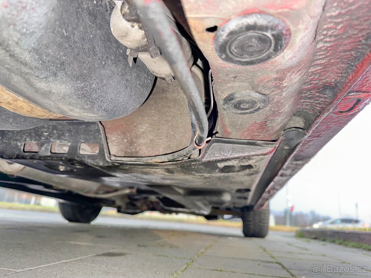 Škoda Roomster 2007 1.4 Benzín 63kw + LPG ,výhřevy,klima - 11