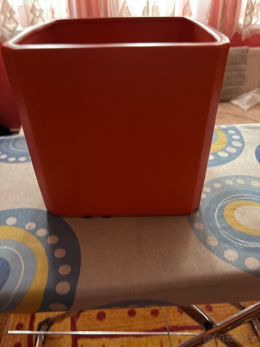 Termosk,hrnky,dzban,hlin. nádob,prk. na ryby, mosaz.květináč - 11