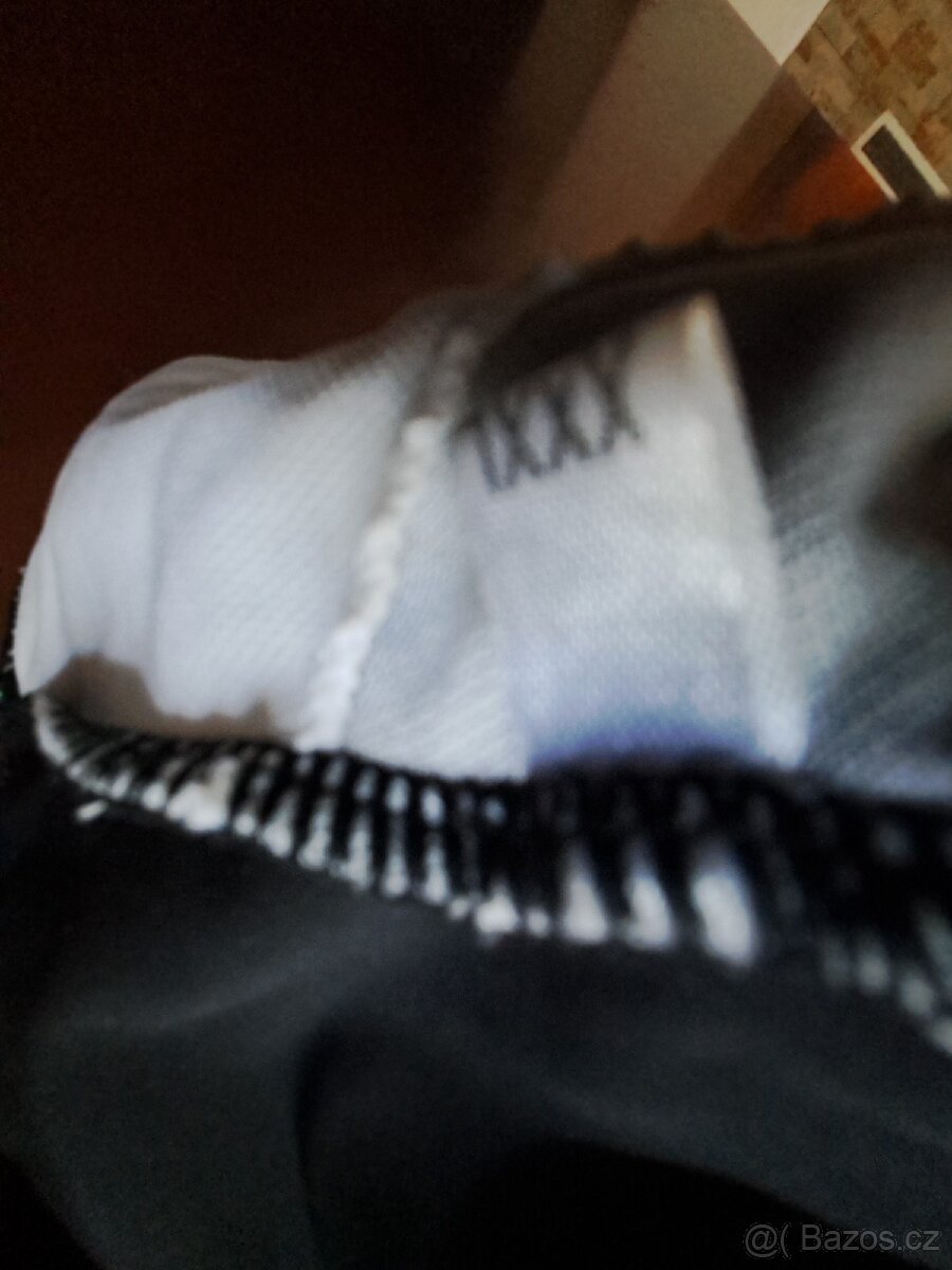 Podprsenky a plavky - 11