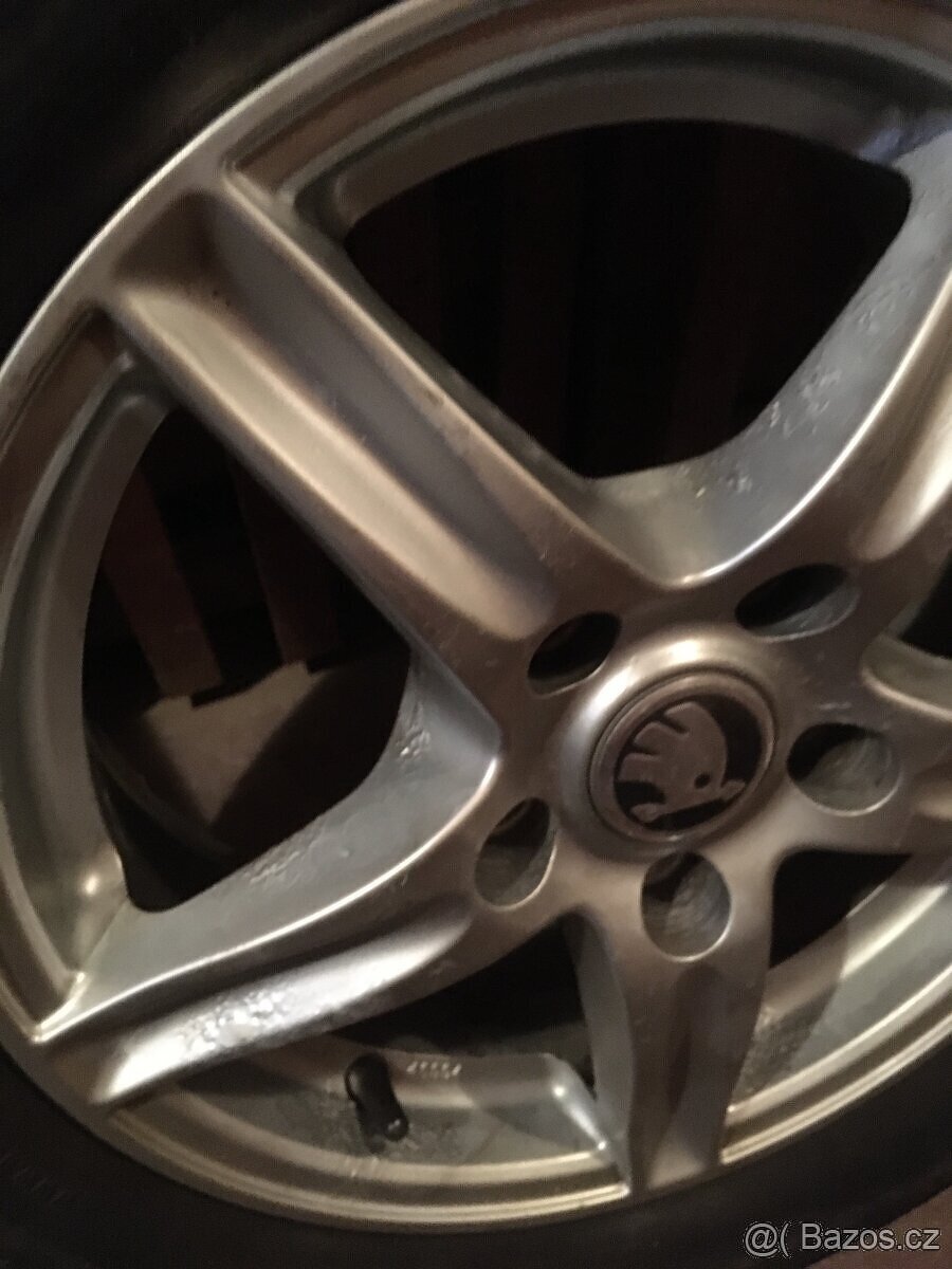 Alu disky r15 5x112 Škoda Octavia 2 - 11