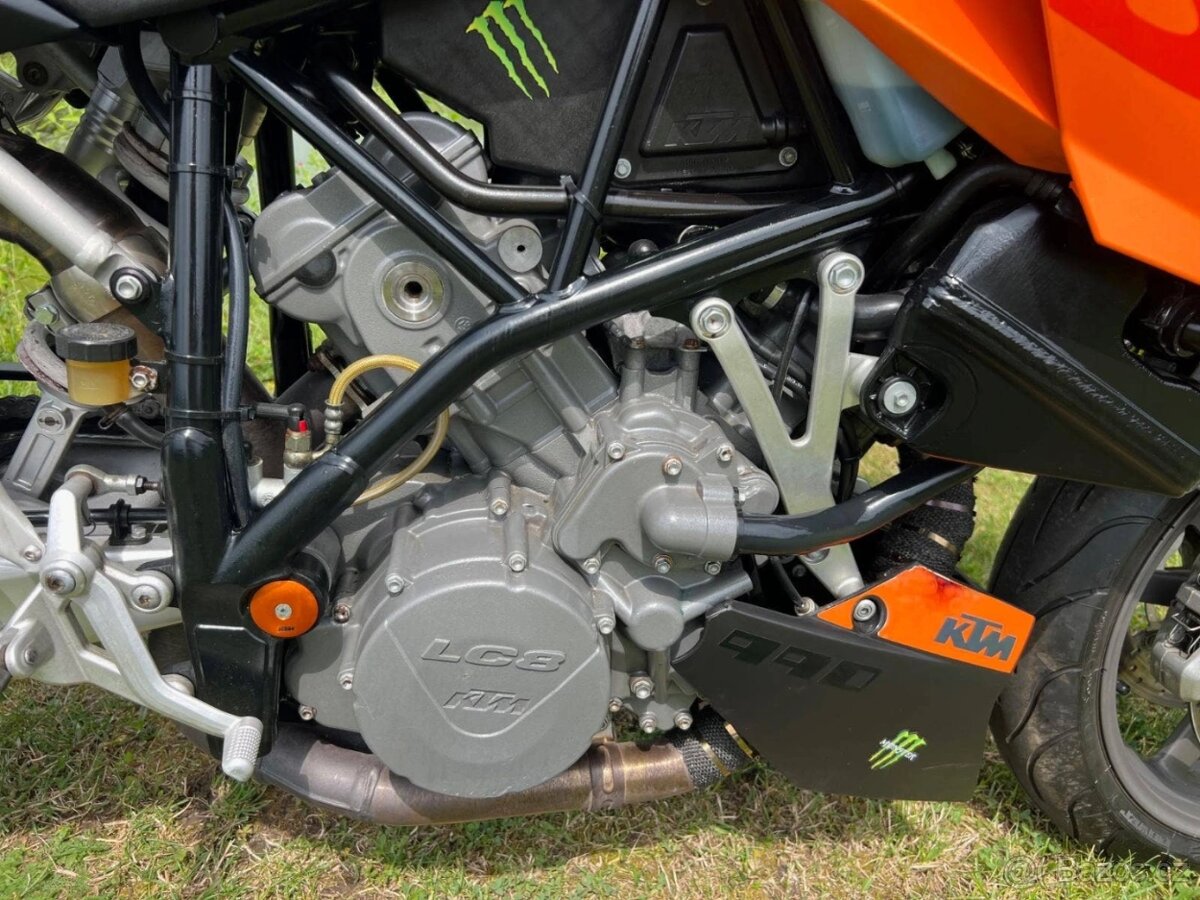KTM 990 Super Duke - 11