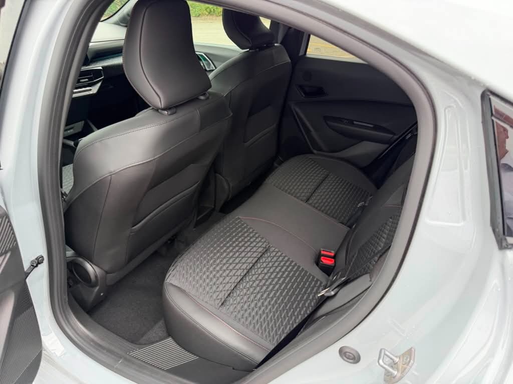 Renault Clio techno TCe 115 EDC - 11