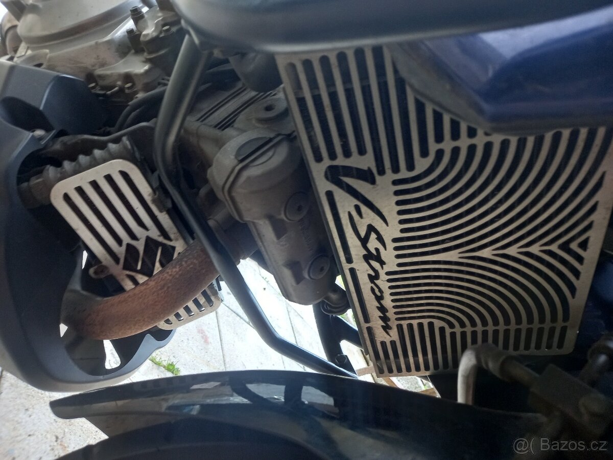 SUZUKI DL1000 V-STROM - 11