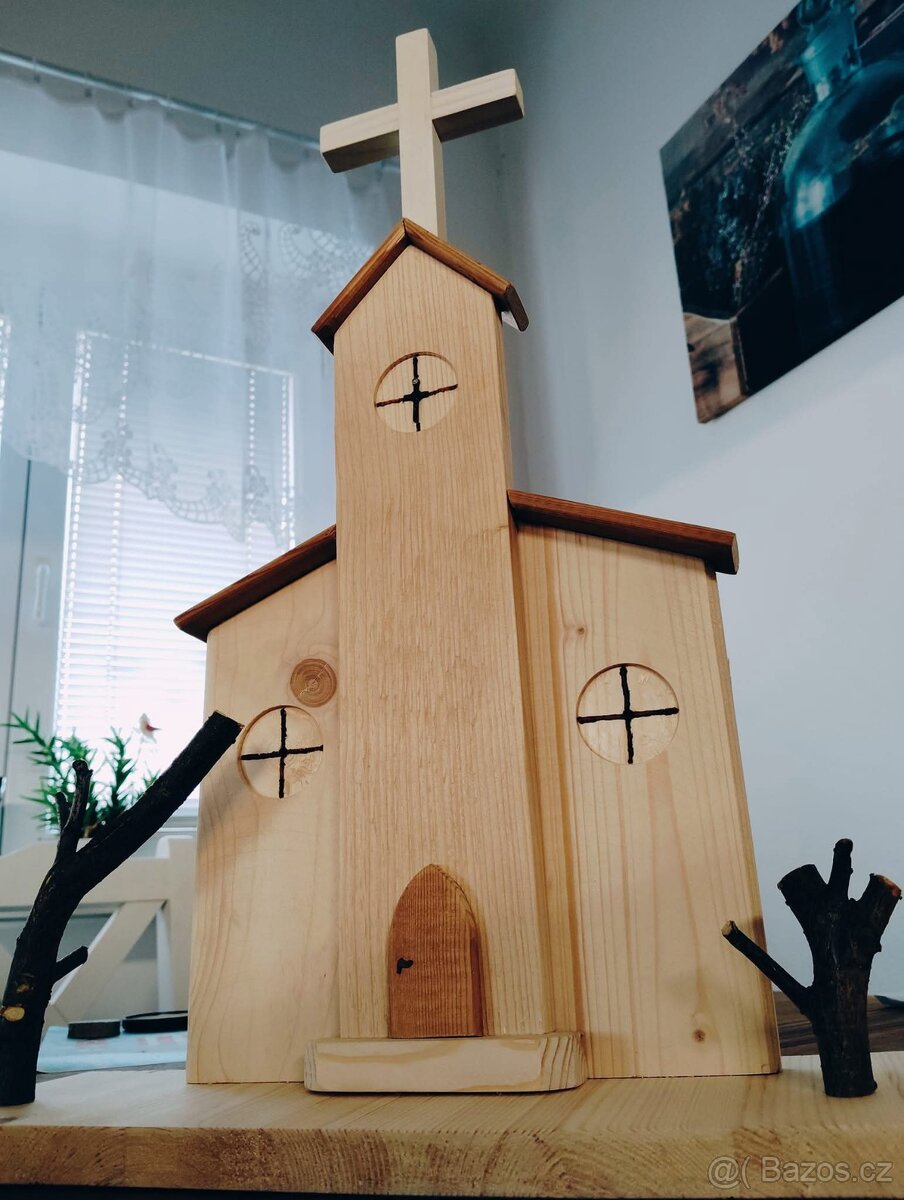 Věšáky, dekorace z masivu / Levně - 11