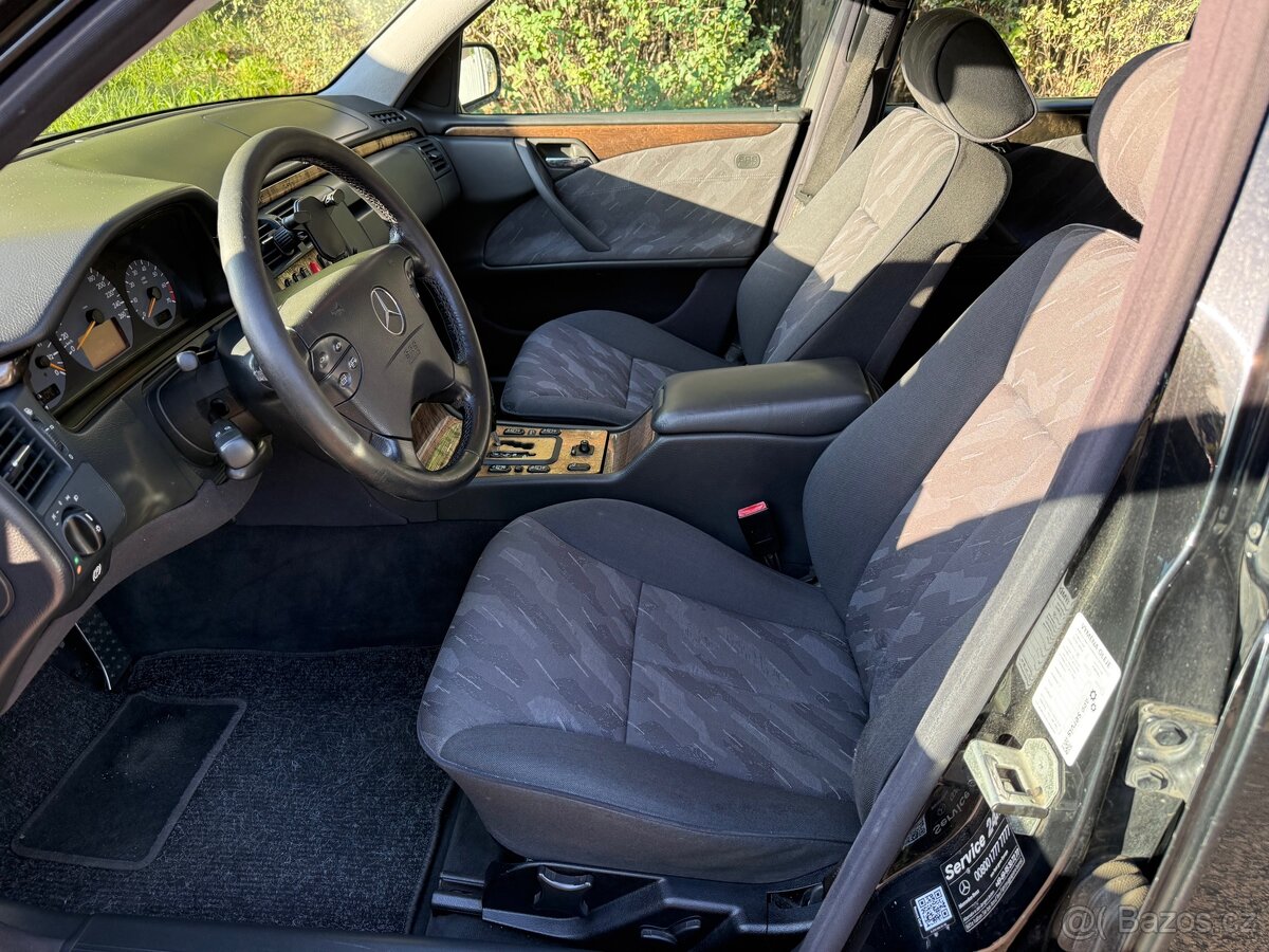 Mercedes-Benz E240 W210 2,6i V6 Tažné 2,1t - 11