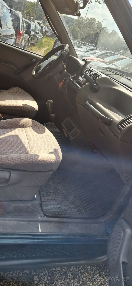 Nissan Terrano 2,7 TDI Camping BEZ KOROZIE ŚPANIELSKO - 11