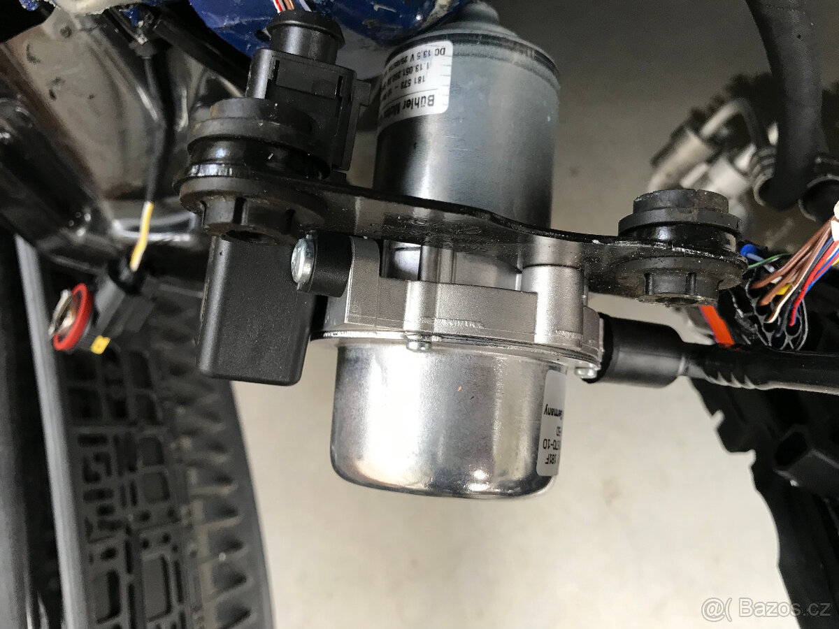 Škoda Citigo VW Up 1,0MPI 55kW díly z motoru - 11