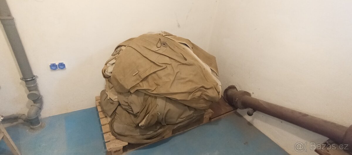 Vojenský stan - hangár S -65 - 11