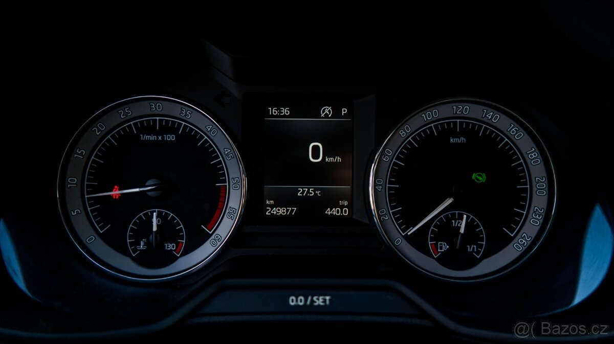 Škoda Octavia Combi 1.6 TDI Style DSG - 11