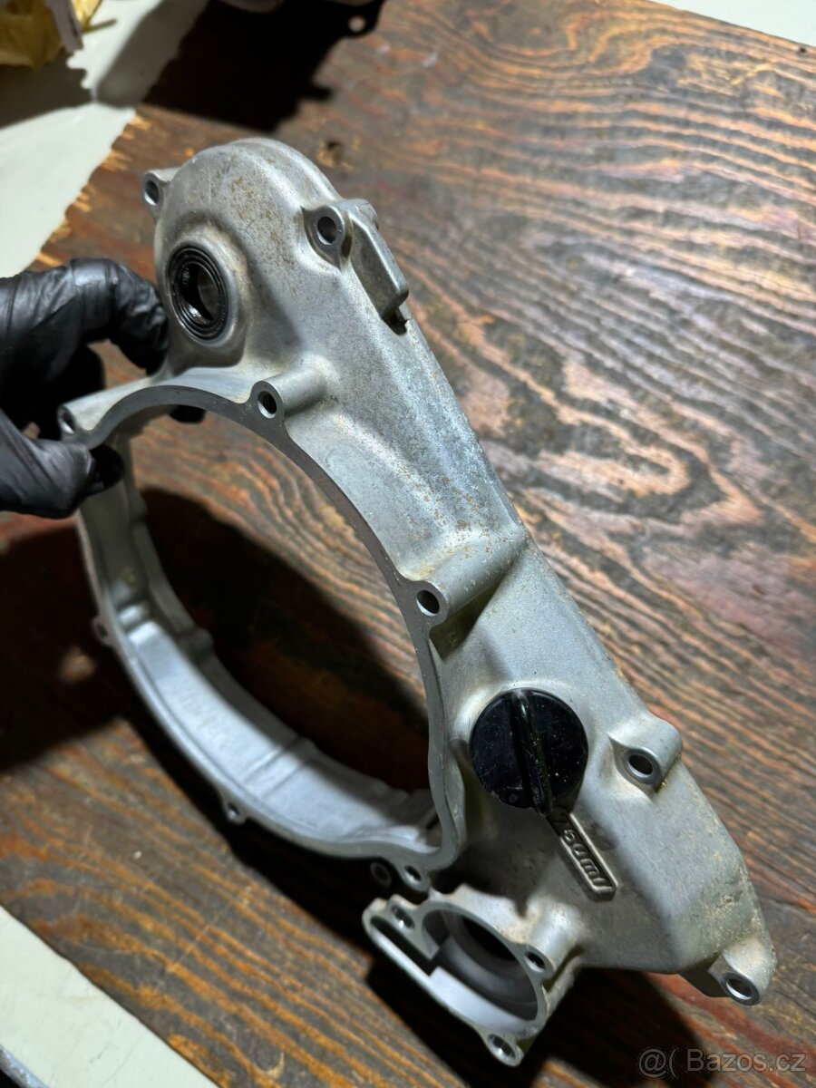 půlkarter spojky kryt víko čtvrtka koše suzuki rm 125 - 11