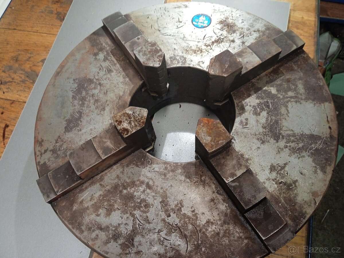 Sklíčidlo 400 k soustruhu - 11