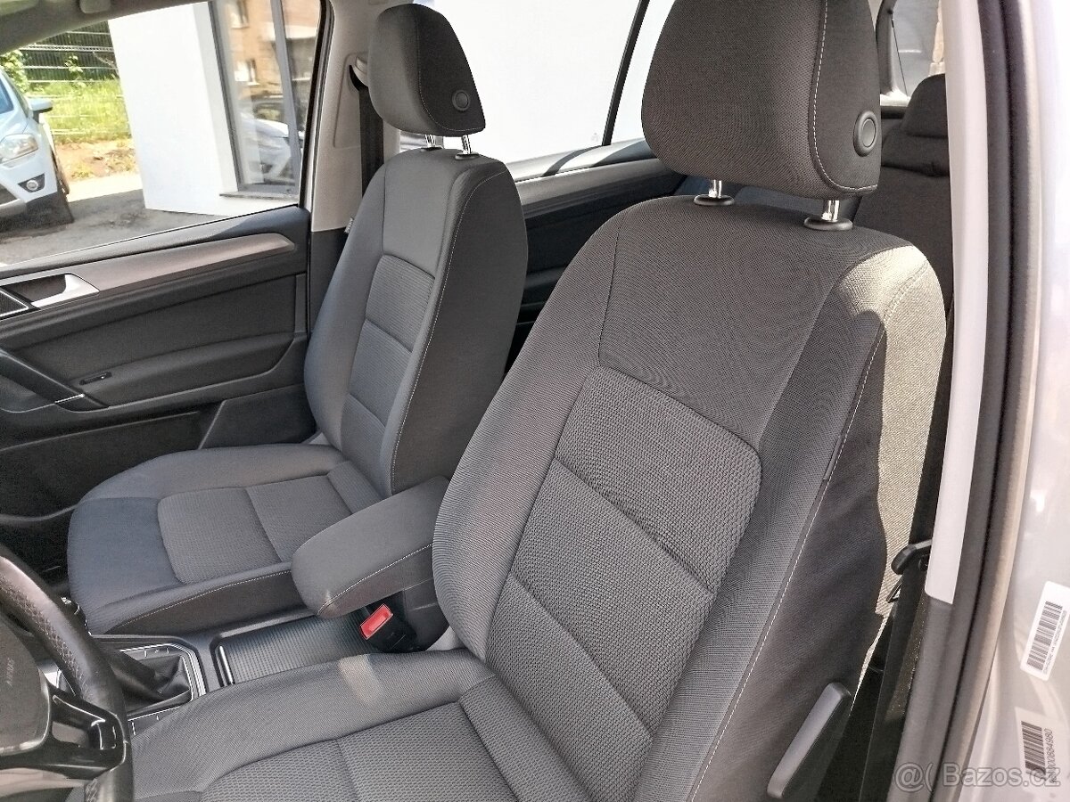 VW Golf SPORTSVAN 2.0 TDi 110kW, r.v.7/2014,najeto 114.984km - 11