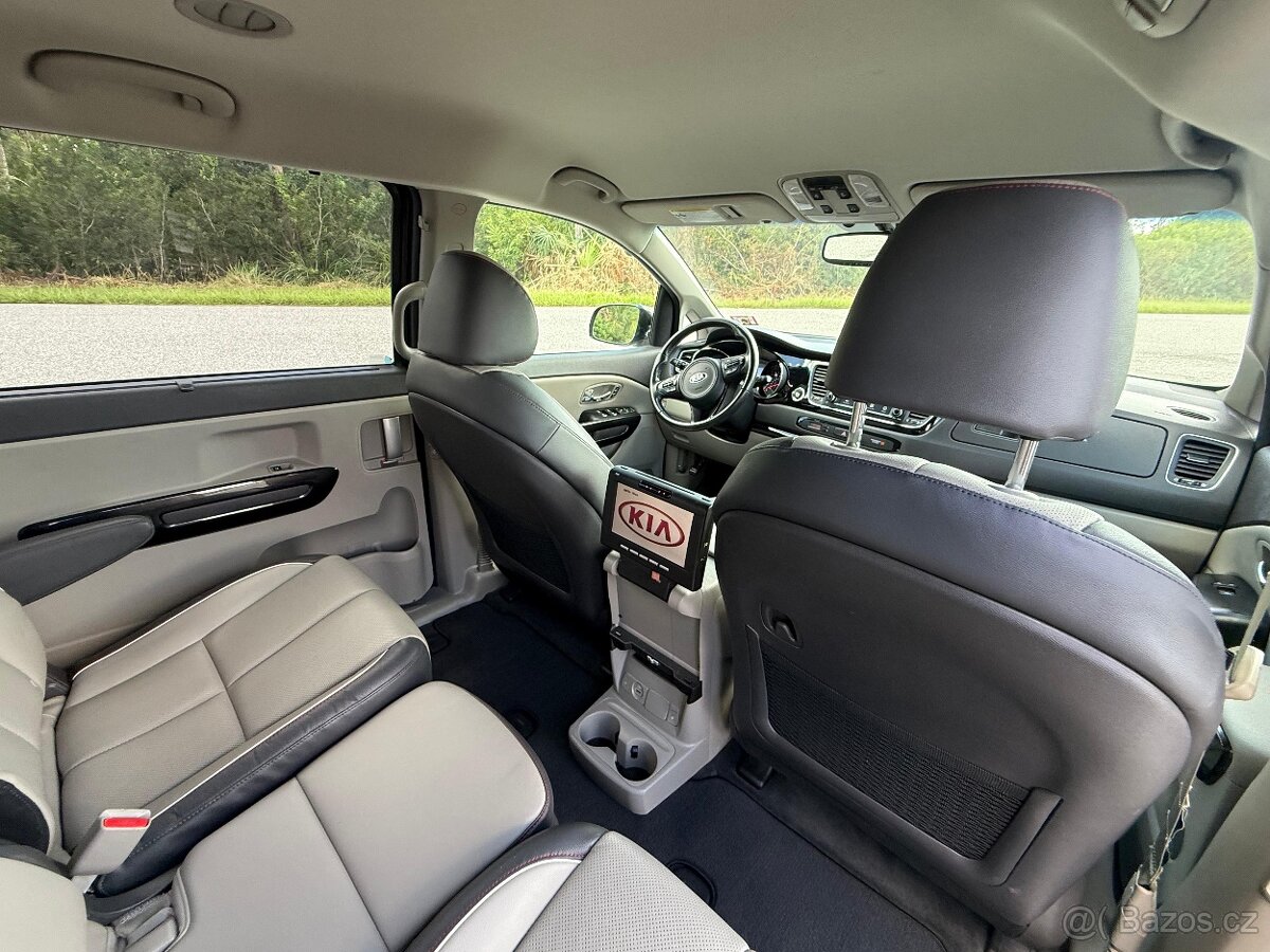 Kia Sedona EX 3.3 V6 - 11
