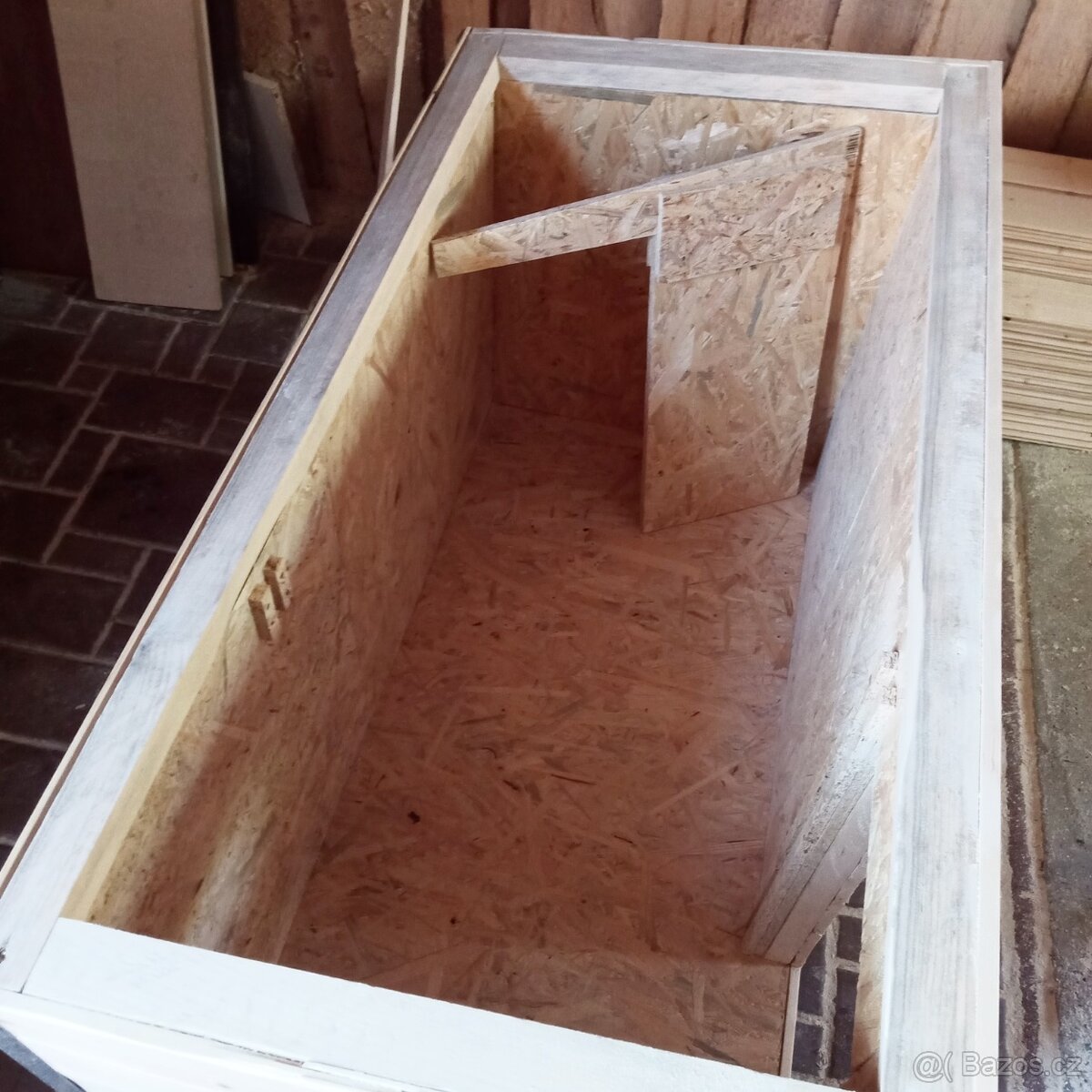 Psí bouda s přepážkou (PALUBKY/OSB), 6 velikostí (24variant) - 11