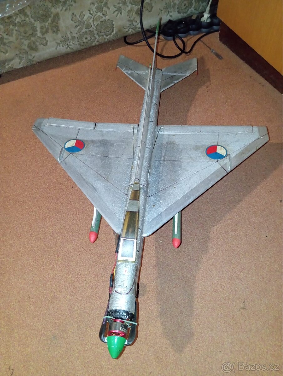 Různé letací modely - 11