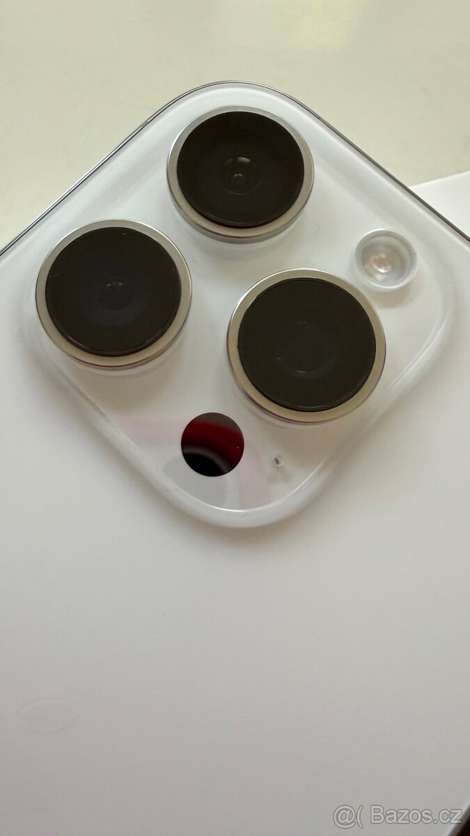 iPhone 16 Pro 256 GB bílý - TOP STAV + 2 ROKY ZÁRUKA - 11