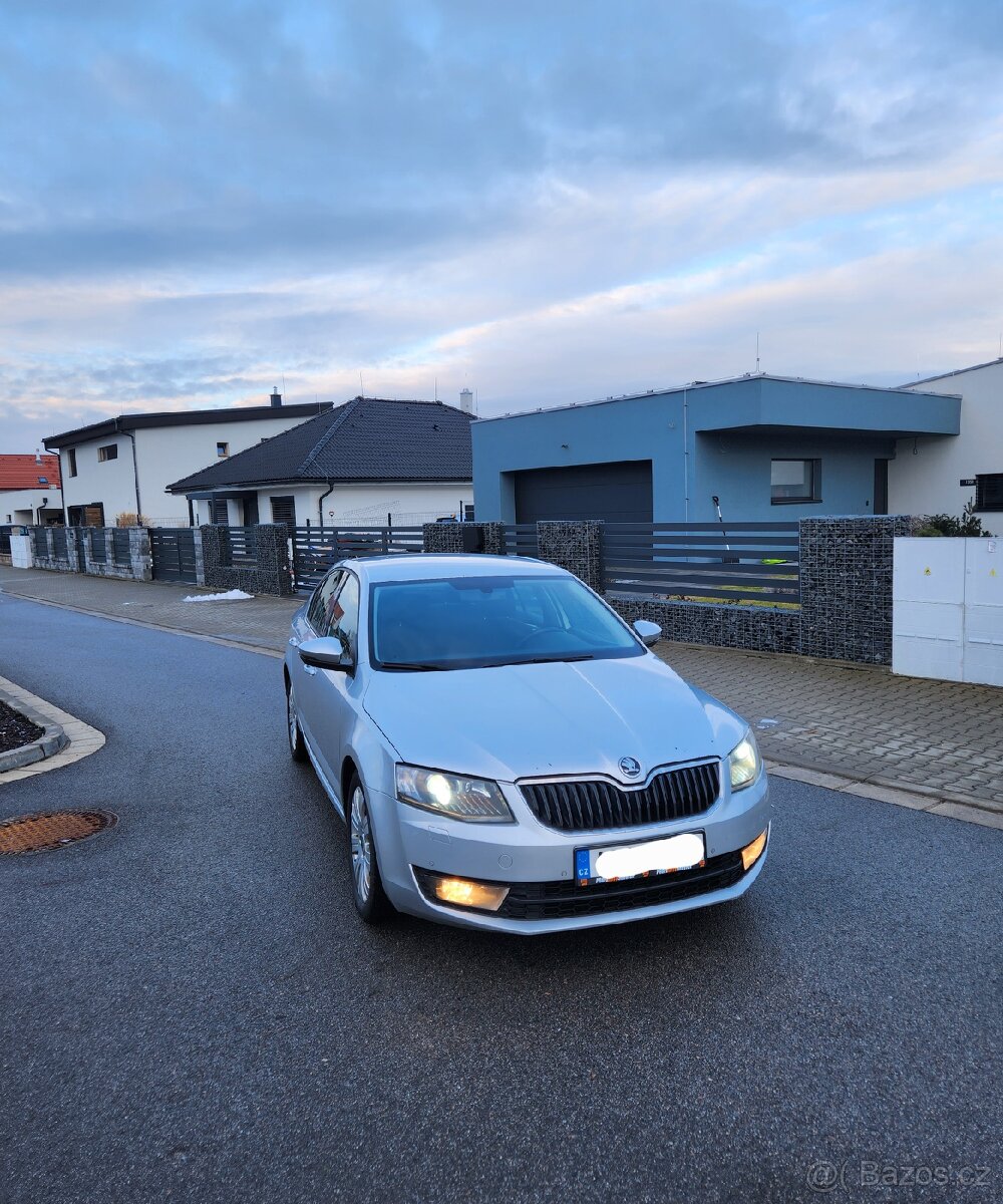 Škoda Octavia 3 1.6 TDI Model 2015 - 11