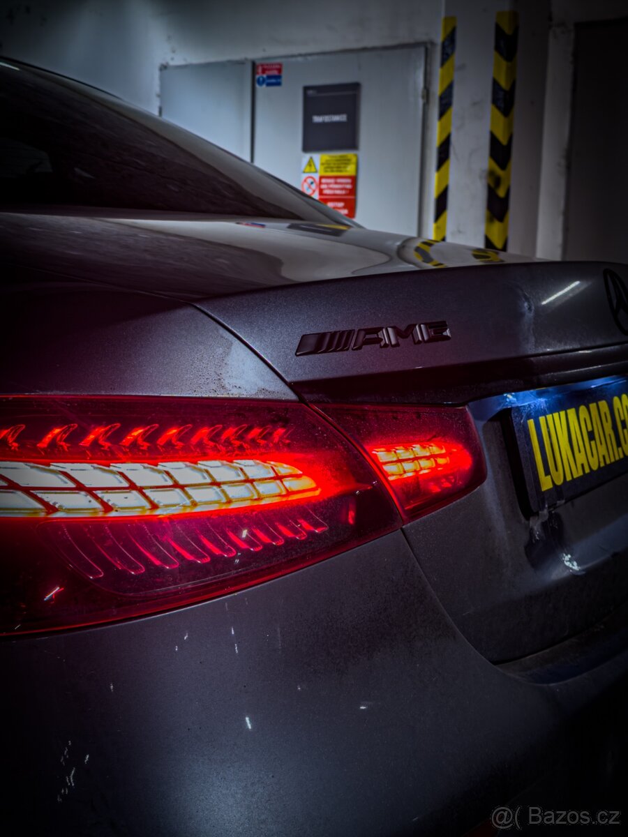 MERCEDES E KLASS 220d AMG 4 Matic - 11