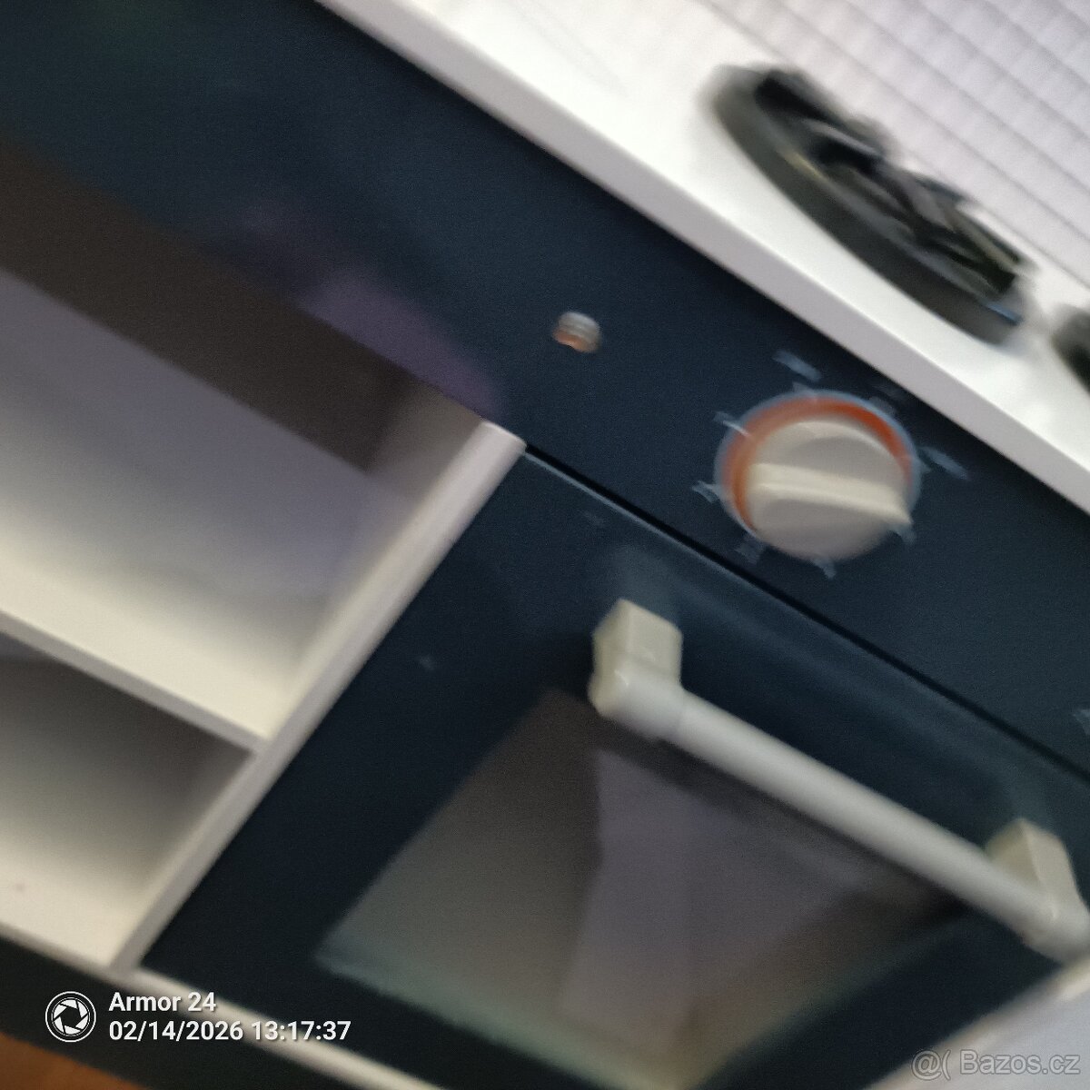 Dětská dřevěná kuchyňka - 11