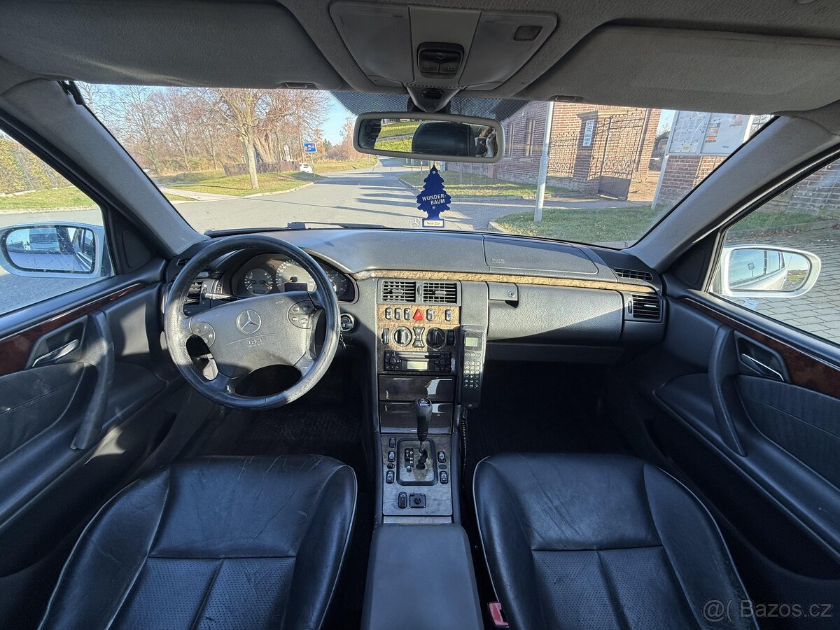 Mercedes Benz E 2.7cdi 125kw +TOP STAV+ - 11