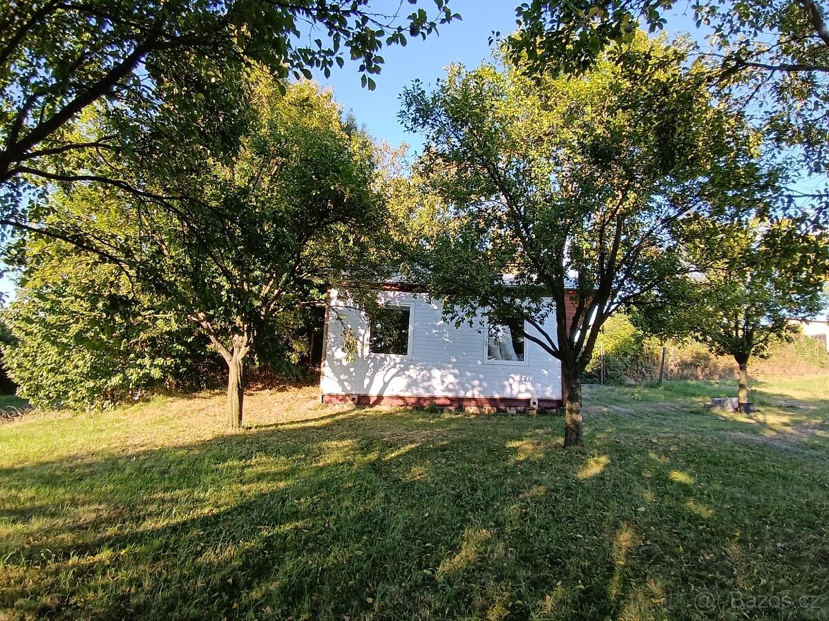 🏡 Prodej zahrady 1026 m² se zahradním domkem a studnou - 11