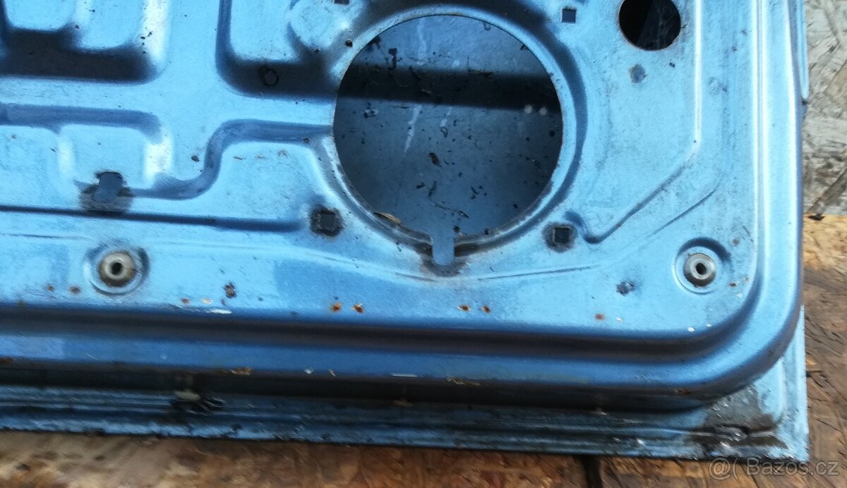 Levé dveře Mitsubishi Pajero 1 - 11