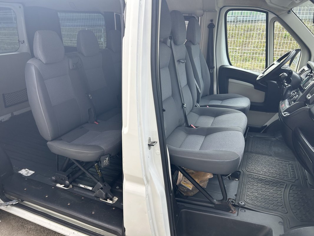 Peugeot Boxer 2.2 HDI 6 Míst 2012 81 kw - 11