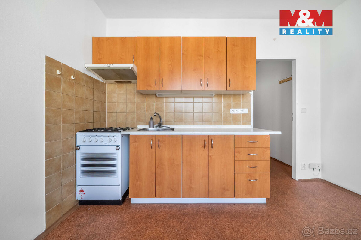 Prodej bytu 1+1, 34 m², Rokycany, ul. Pod Ohradou - 11